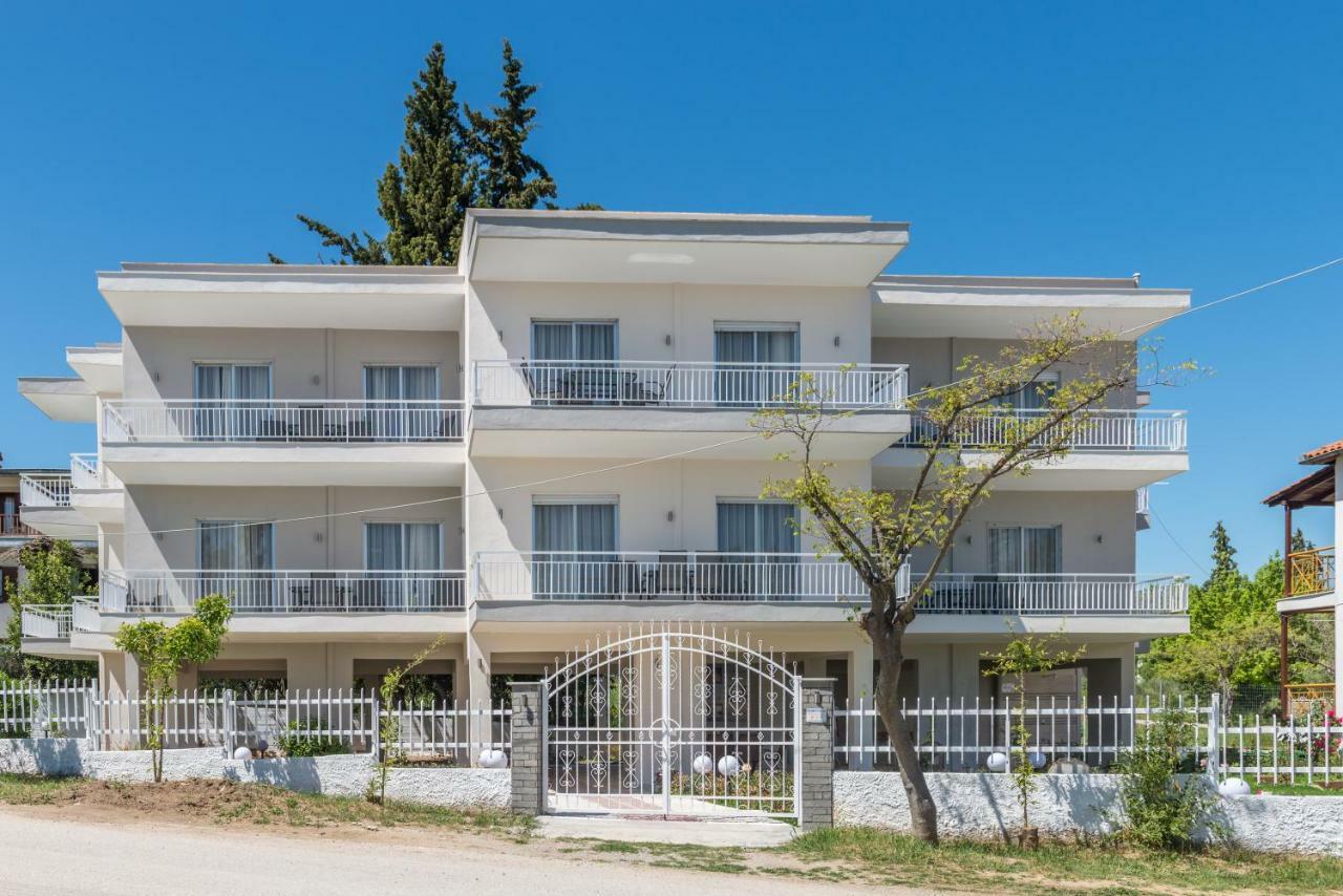 Georgalas Rest Apartments Nea Kallikrateia Εξωτερικό φωτογραφία
