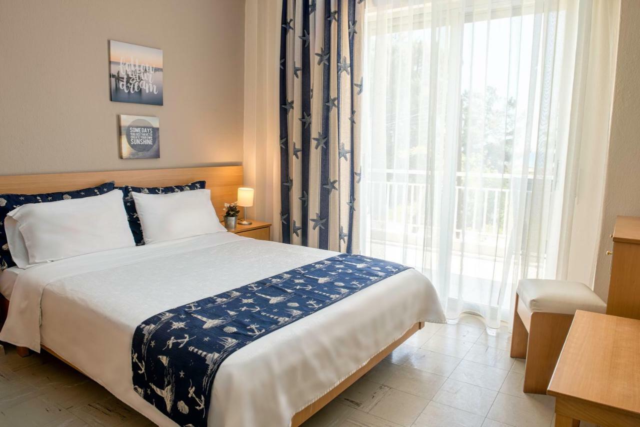 Georgalas Rest Apartments Nea Kallikrateia Εξωτερικό φωτογραφία